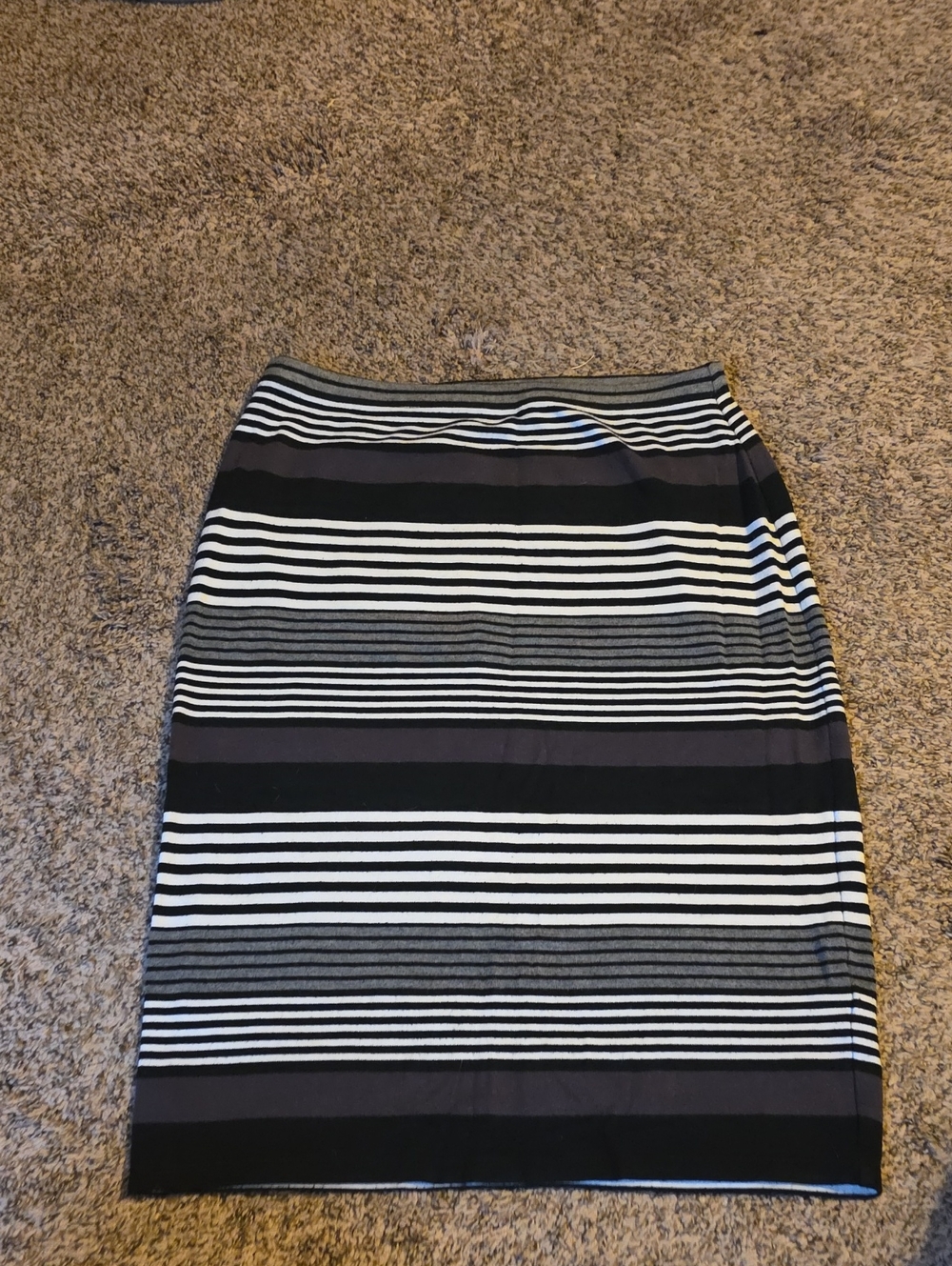 Max Studio Black, White, and Gray Striped Pencil Skirt